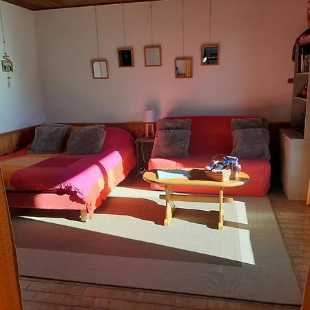 Studio sympa avec terrasse , maxi 4 pers.Briançon Extérieur photo