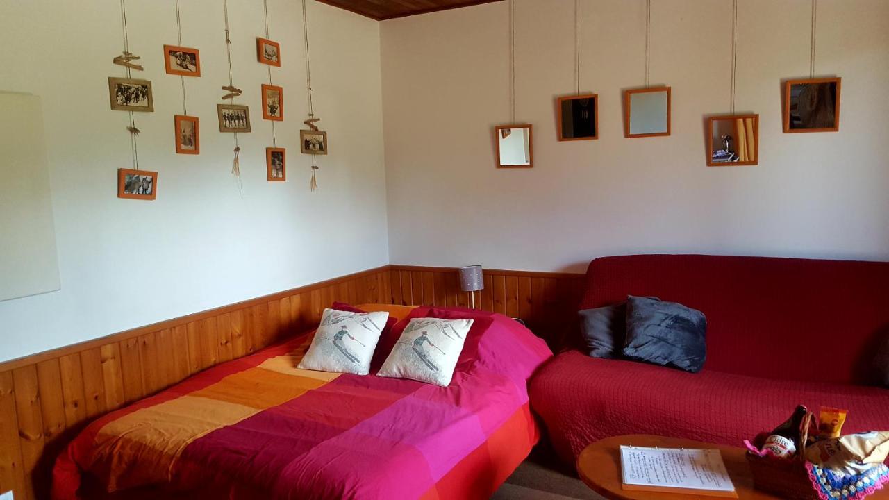 Studio sympa avec terrasse , maxi 4 pers.Briançon Extérieur photo