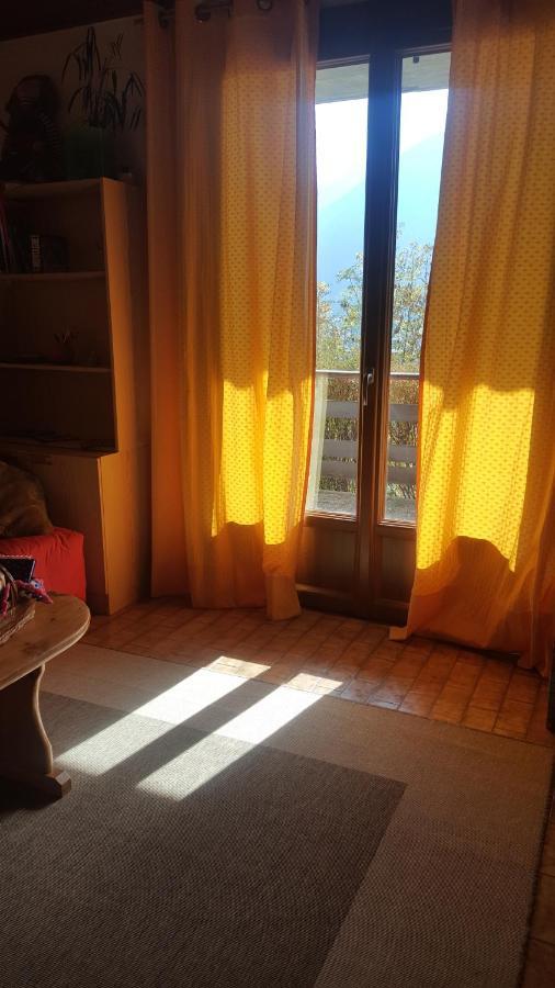 Studio sympa avec terrasse , maxi 4 pers.Briançon Extérieur photo