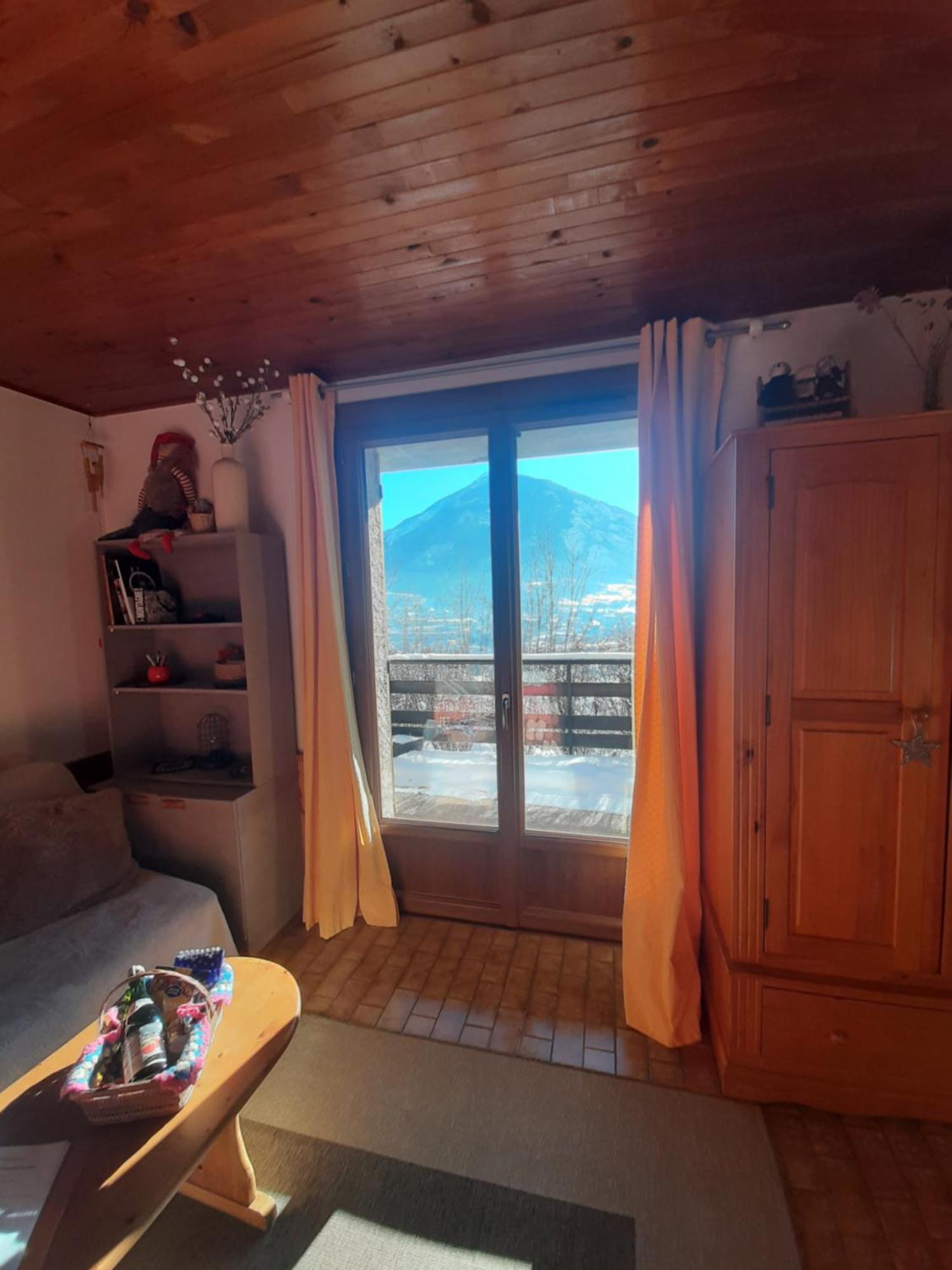 Studio sympa avec terrasse , maxi 4 pers.Briançon Extérieur photo